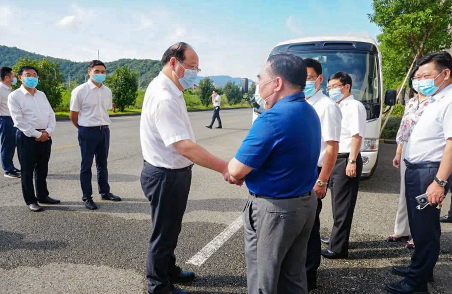 David_El Sr. Peng Jiaxue, miembro del Comité Permanente del Comité Provincial del Partido y Secretario del Comité Municipal del Partido, fue a Xiangshan para investigar y visitó a David Medical